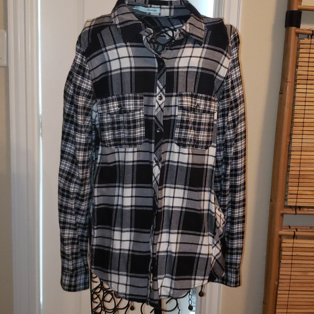 Black and white plaid button down top